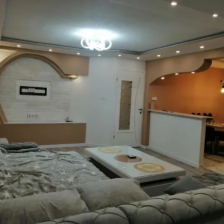 Muhamed Apartamento